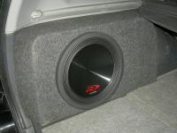 Сабвуфер в корпусе «стелс»