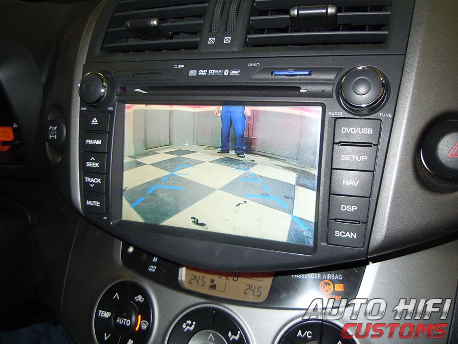 Установка автомагнитолы Phantom DVM-1500G HDi (Toyota RAV4) в Toyota RAV4.3