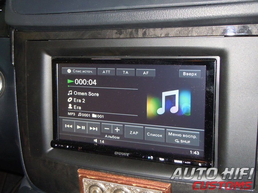 Установка автомагнитолы Sony XAV-E70BT в Mercedes Viano (W639)
