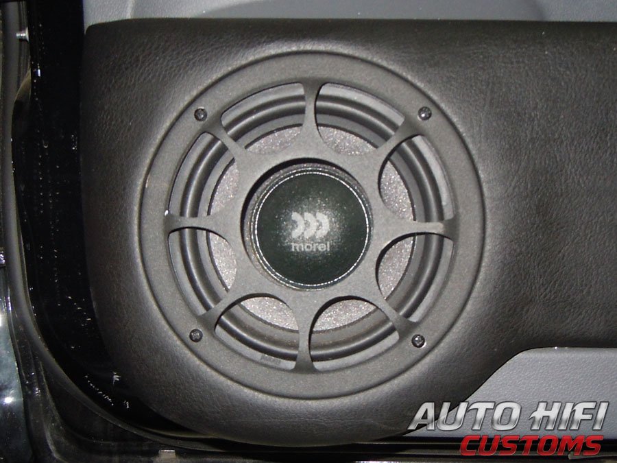 Установка акустики Morel Dotech Ovation 6 в Ford Focus 2