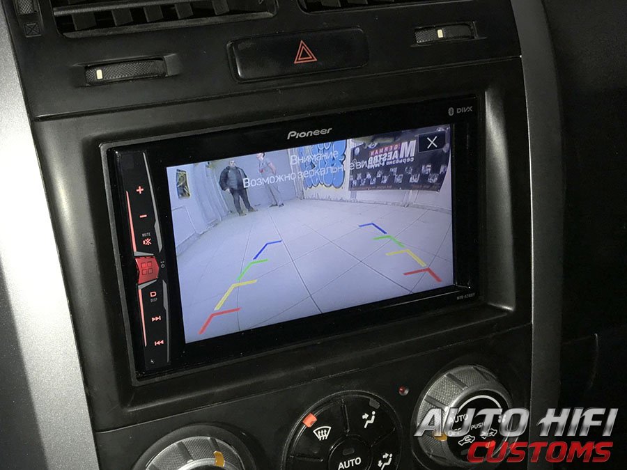 Установка камеры заднего вида Stare BC-310U в Suzuki Grand Vitara