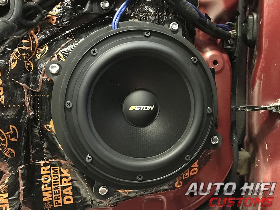 Установка акустики Eton POW 200.2 Compression в Mazda 6 (III)