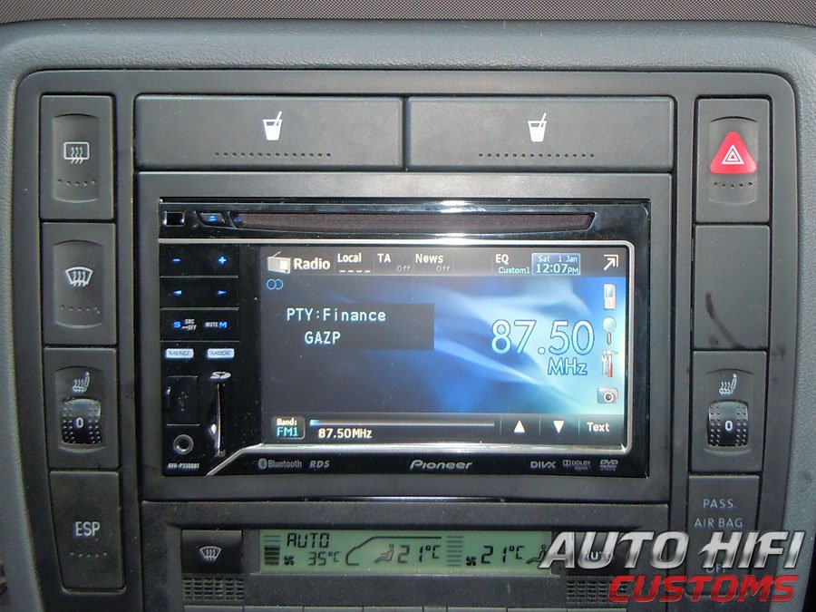 Установка автомагнитолы Pioneer AVH-P3300BT в Volkswagen Sharan