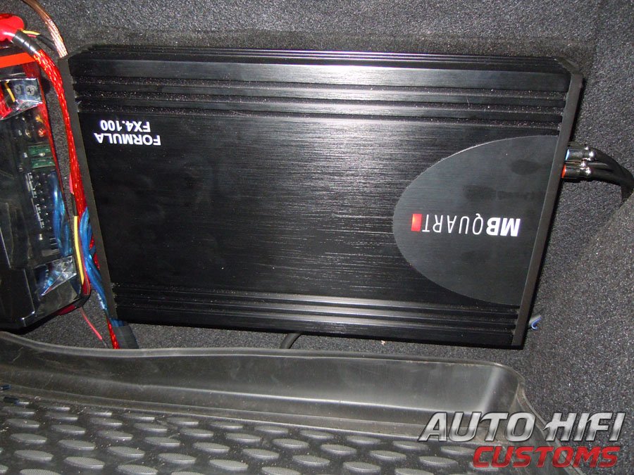 Установка усилителя MB Quart FX4.100 в Renault Sandero
