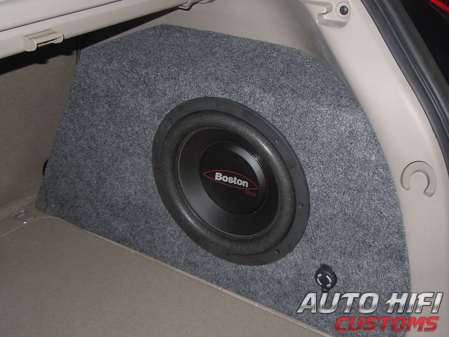 Установка сабвуфера Boston Acoustics G210-4 в SsangYong Actyon