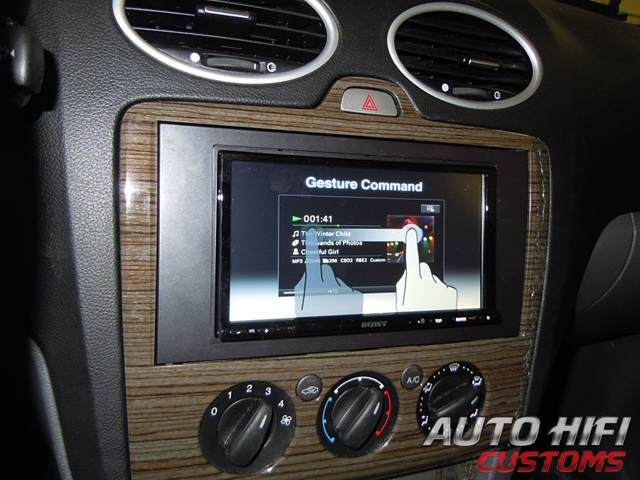 Установка автомагнитолы Sony XAV-E70BT в Ford Focus 2