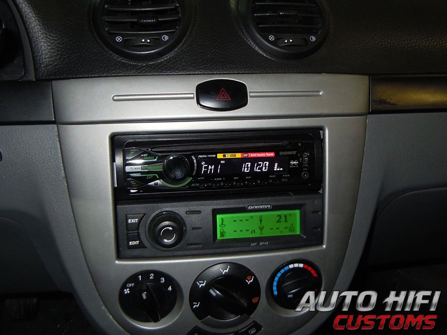 Установка автомагнитолы Sony CDX-GT457UE в Chevrolet Lacetti