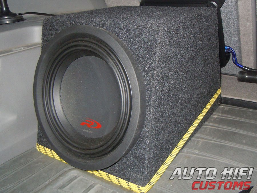 Установка сабвуфера Alpine SWR-1043D в Toyota 4Runner