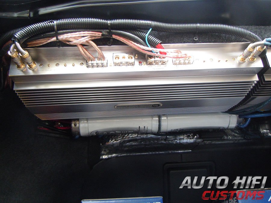 Установка усилителя DLS A4 Big Four в Nissan Teana (J32)