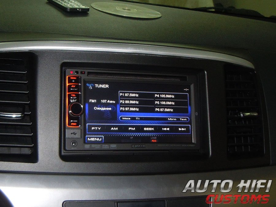 Установка автомагнитолы Kenwood DDX4058BT в Mitsubishi Lancer X