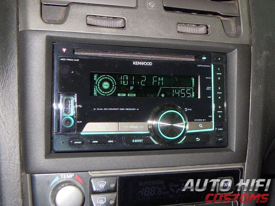 Установка автомагнитолы Kenwood DPX404U в Nissan Maxima