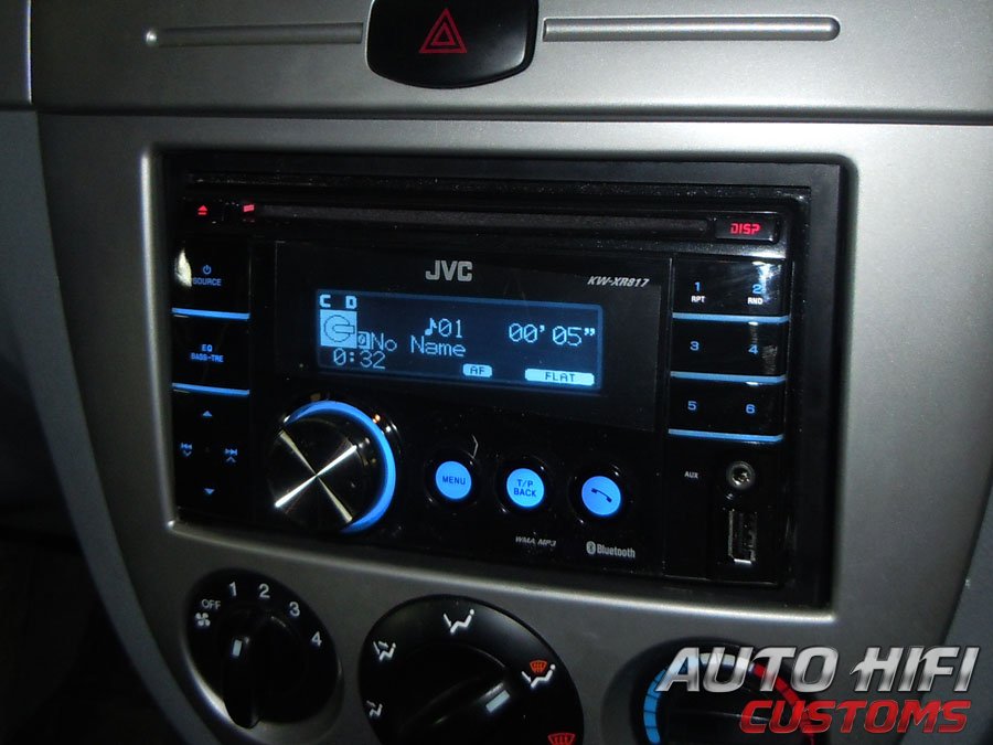 Установка автомагнитолы JVC KW-XR817EE в Chevrolet Lacetti
