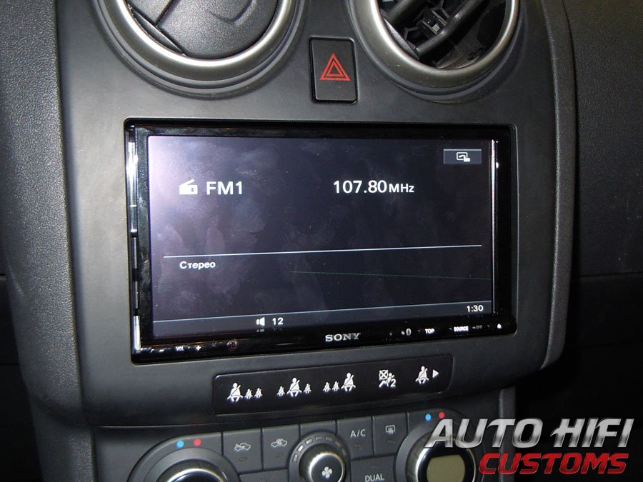 Установка автомагнитолы Sony XAV-E70BT в Nissan Qashqai