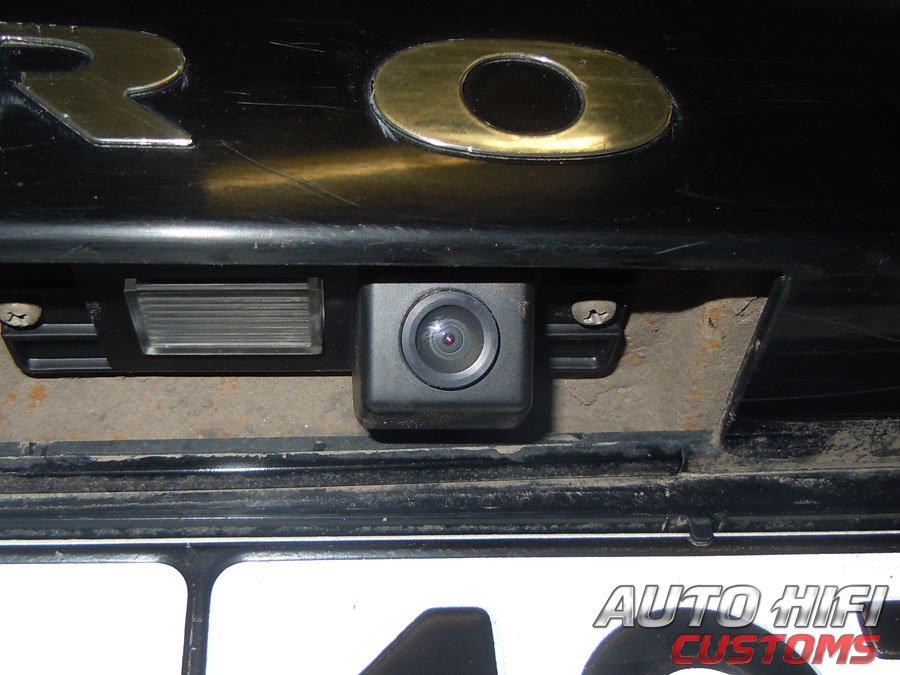 Установка камеры заднего вида AVEL AVS312CPR (#061) в Mitsubishi Pajero IV