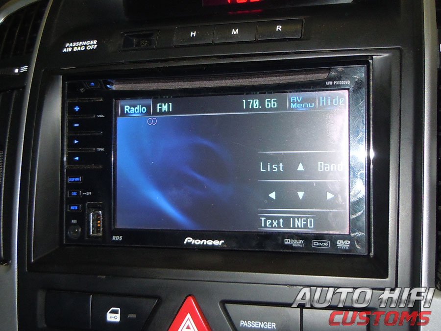 Установка автомагнитолы Pioneer AVH-P3100DVD в KIA Sorento II (XM)