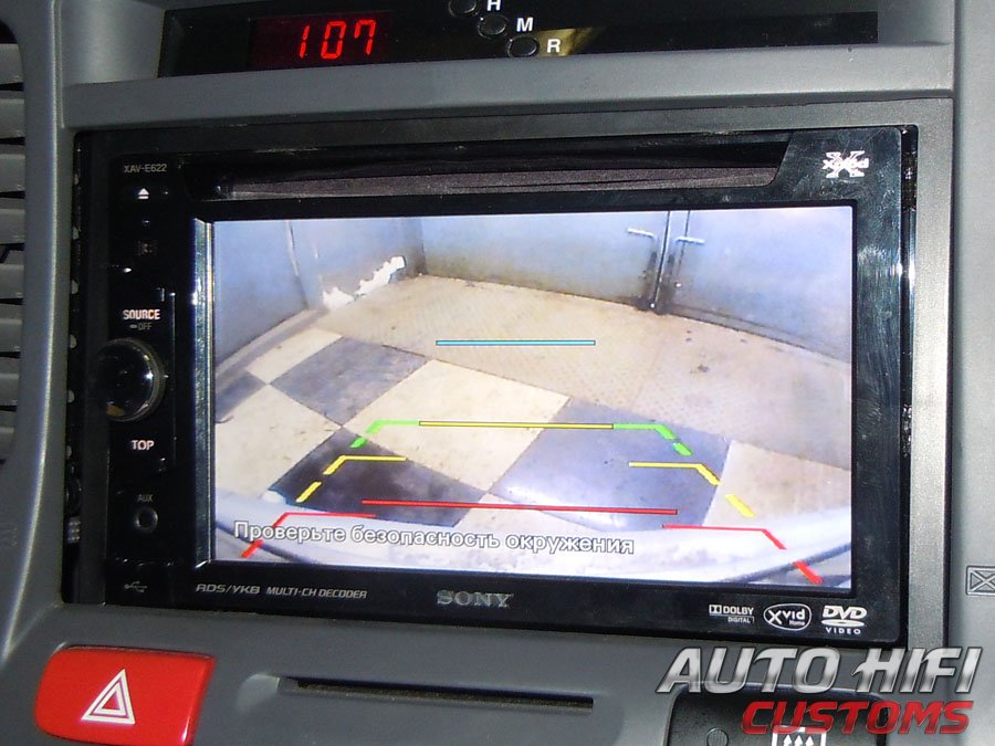 Установка камеры заднего вида AHC CA-003 в KIA Rio