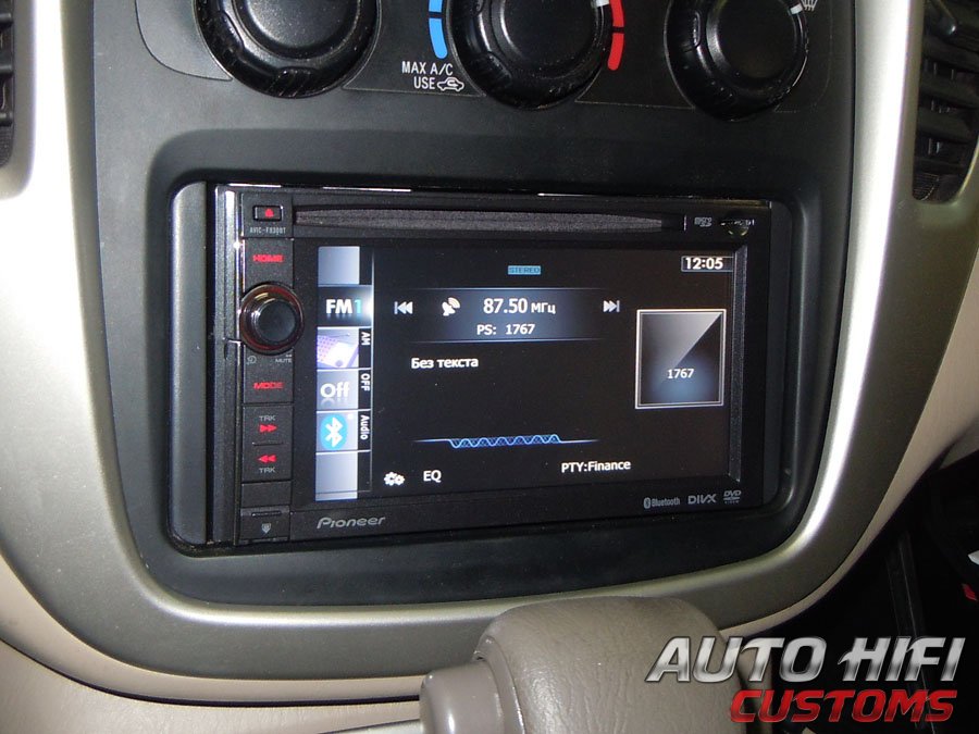 Установка автомагнитолы Pioneer AVIC-F930BT в Toyota Highlander