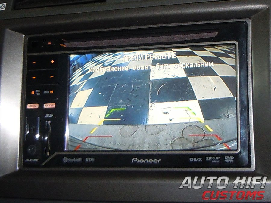 Установка камеры заднего вида AHC CA-003 в Toyota Corolla X
