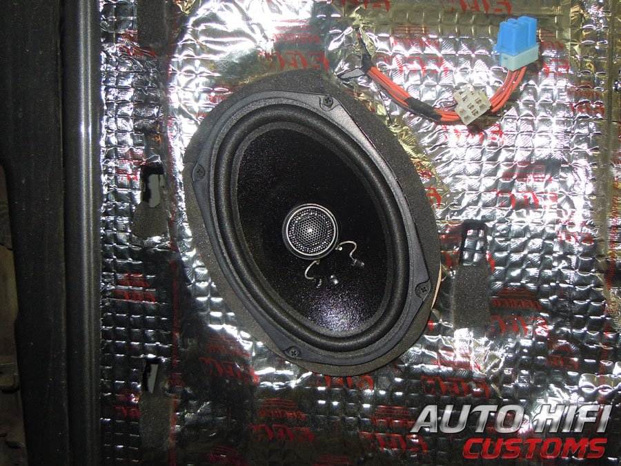 Установка акустики DLS 962 в Dodge Ram 1500