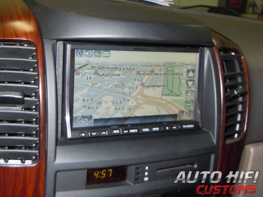 Установка автомагнитолы Alpine IVA-W520R в KIA Sorento I (BL)