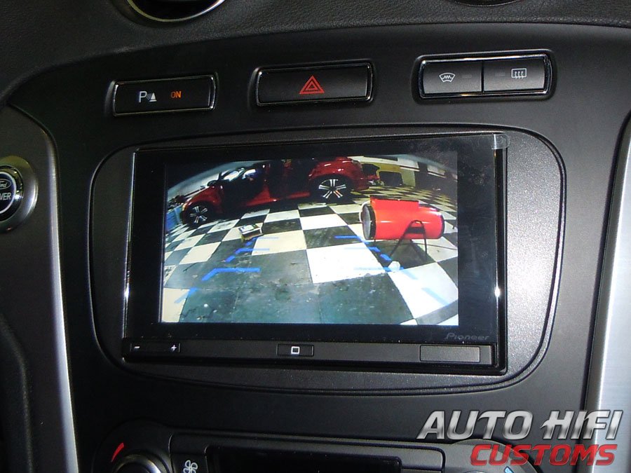 Установка автомагнитолы Pioneer AppRadio SPH-DA01 в Ford Mondeo 4 (Mk IV)