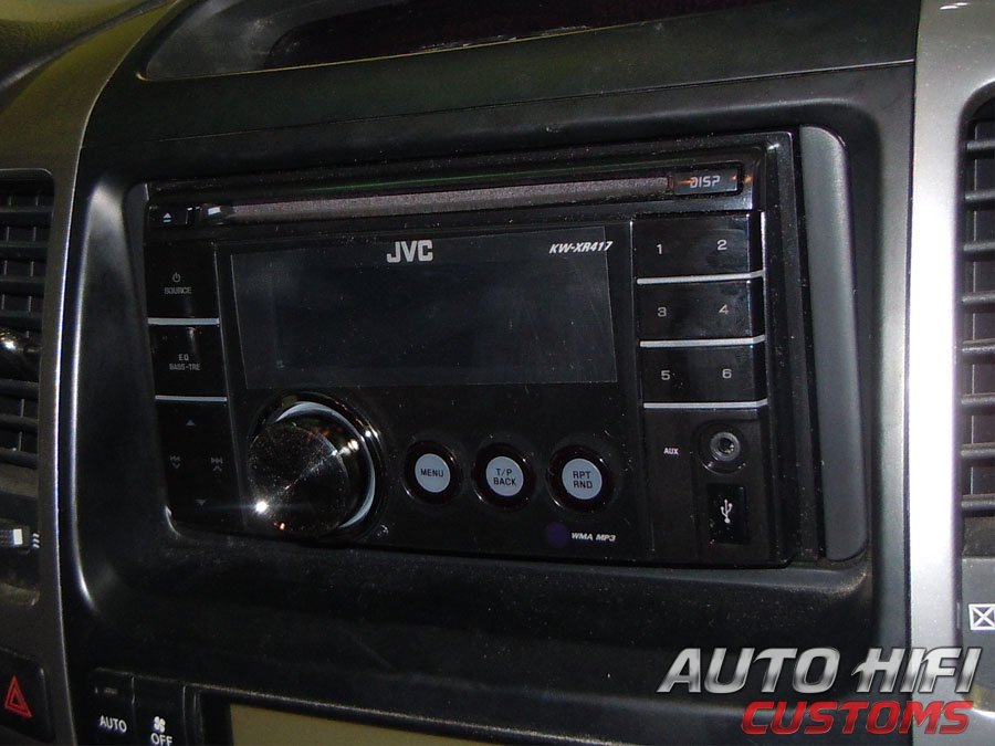 Установка автомагнитолы JVC KW-XR417EE в Toyota Land Cruiser 120