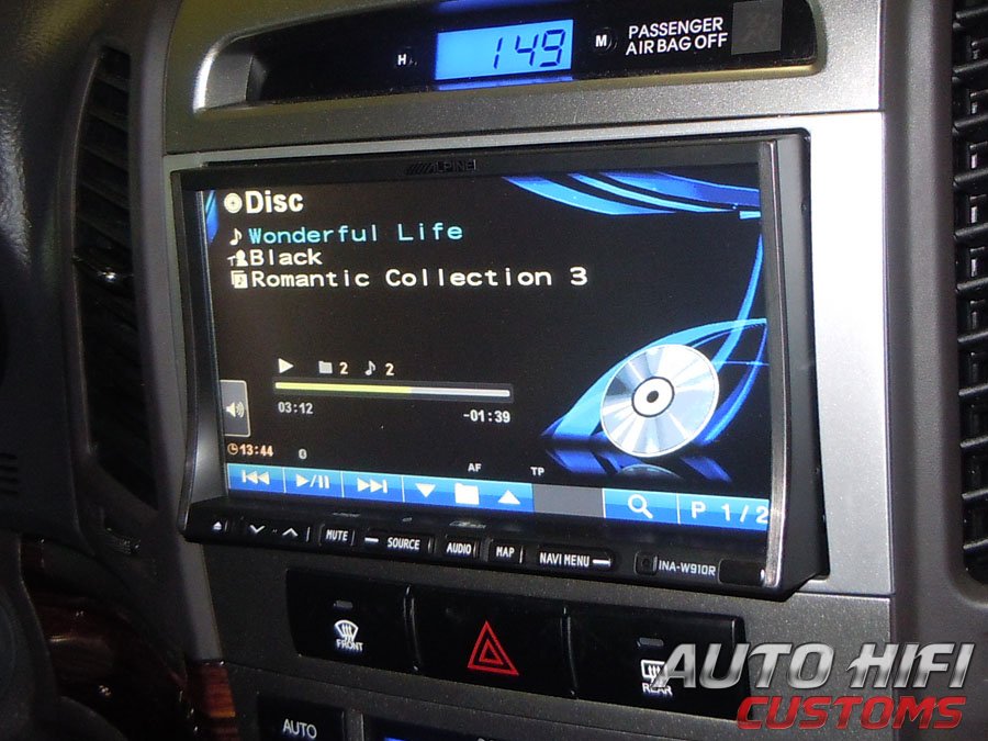 Установка автомагнитолы Alpine INA-W910R в Hyundai Santa Fe (II)