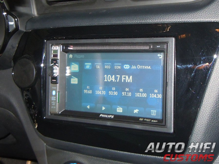 Установка автомагнитолы Philips CID2680 в KIA Rio III