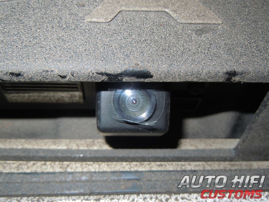 Установка камеры заднего вида AVEL AVS312CPR (#061) в Mitsubishi Pajero IV