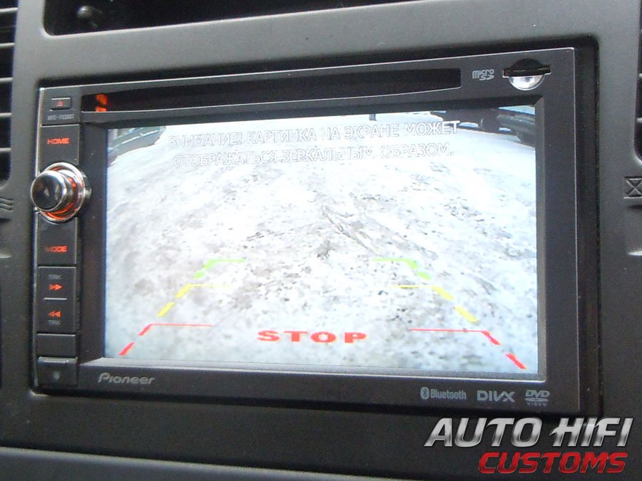 Установка камеры заднего вида AHC CA-003 в Nissan Tiida