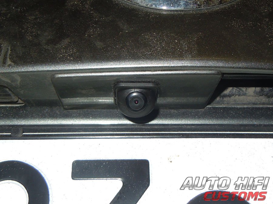 Установка камеры заднего вида AHC CA-003 в Nissan Murano