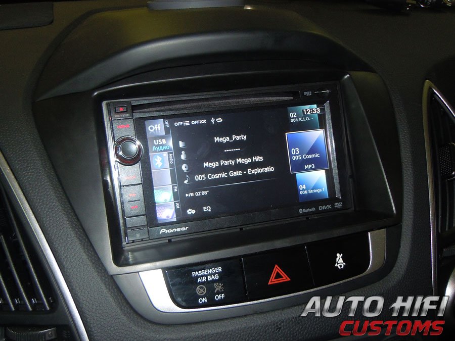 Установка автомагнитолы Pioneer AVIC-F930BT в Hyundai ix35