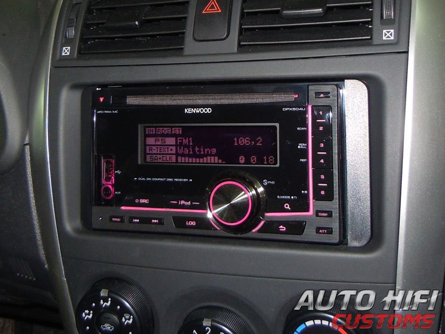 Установка автомагнитолы Kenwood DPX504U в Toyota Corolla X