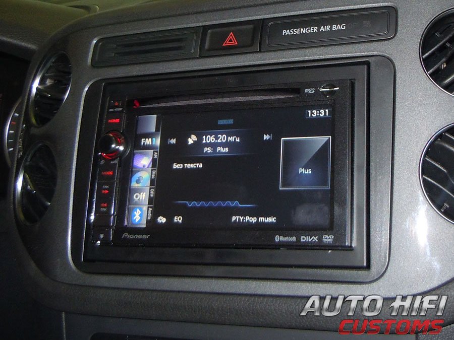 Установка автомагнитолы Pioneer AVIC-F930BT в Volkswagen Tiguan