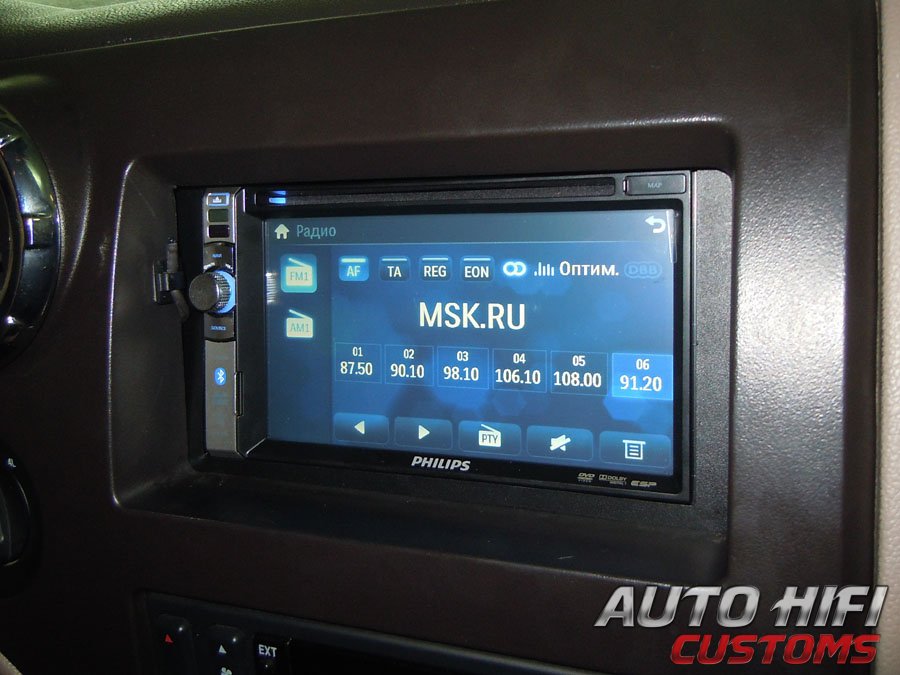 Установка автомагнитолы Philips CID2680 в Ford Expedition