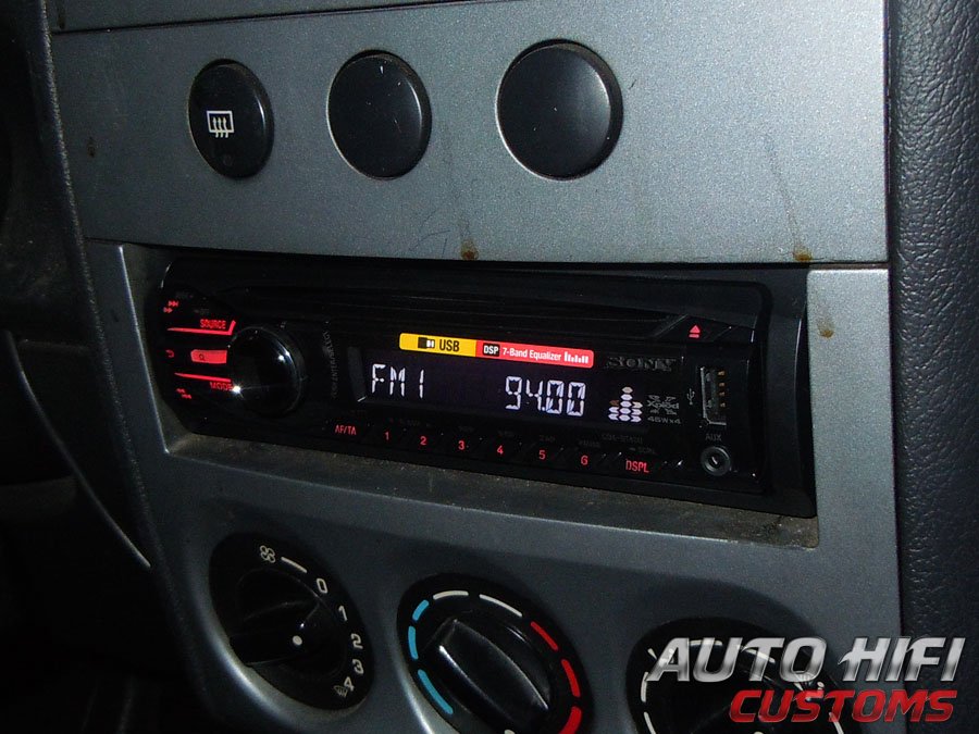 Установка автомагнитолы Sony CDX-GT40U в Citroen Berlingo