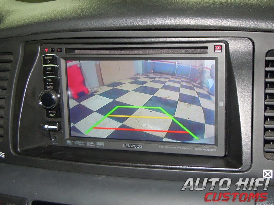 Установка автомагнитолы Kenwood DDX4058BT в Toyota Corolla IX