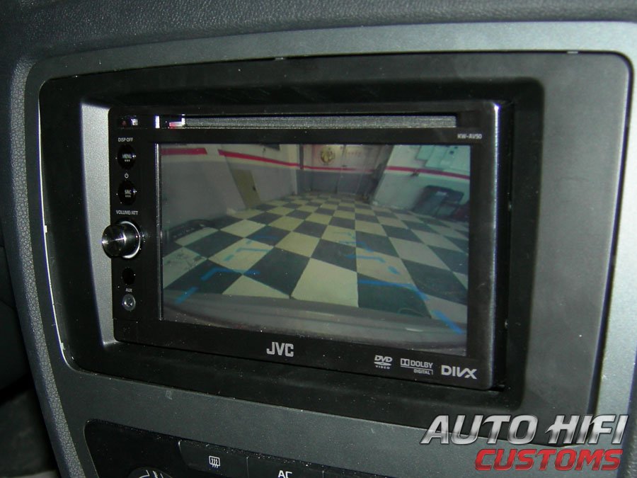 Установка автомагнитолы JVC KW-AV50EE в Skoda Octavia (A5)
