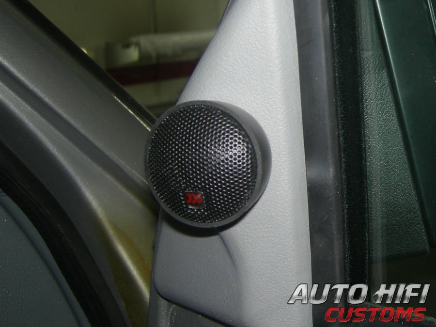 Установка акустики Morel Maximo 6 в UAZ Patriot