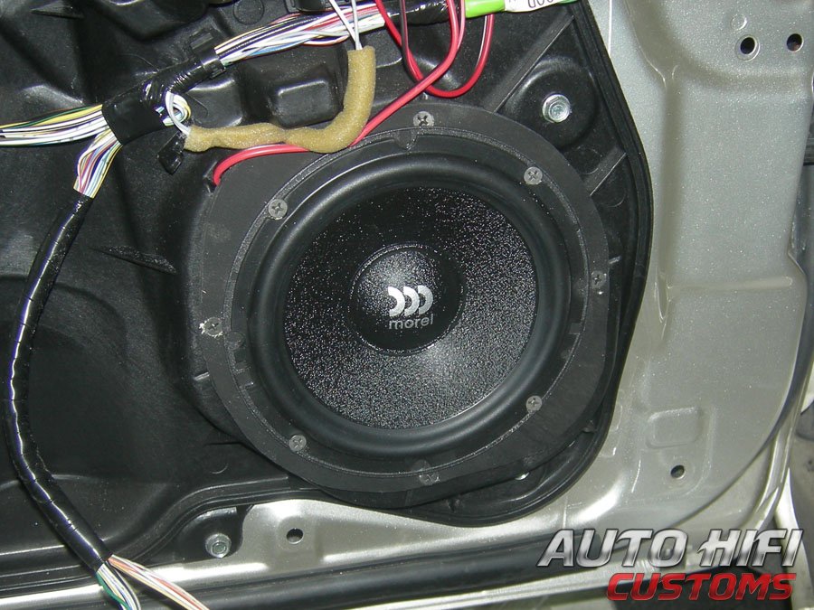 Установка акустики Morel Maximo 6 в Mazda 3 (II)