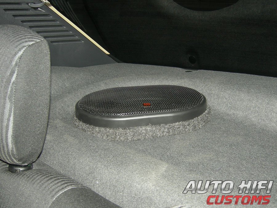 Установка акустики Morel Tempo Coax 6x9 в Renault Logan