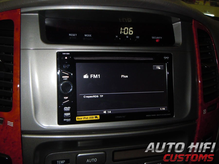 Установка автомагнитолы Sony XAV-E60 в Toyota Land Cruiser 100
