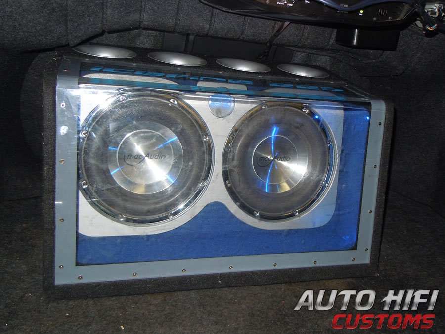 Установка сабвуфера Mac Audio Ice Fire 225 в Nissan Teana (J32)