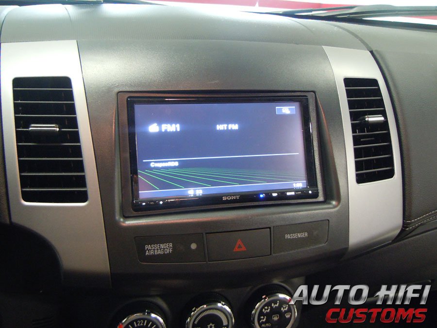 Установка автомагнитолы Sony XAV-E70BT в Peugeot 4007