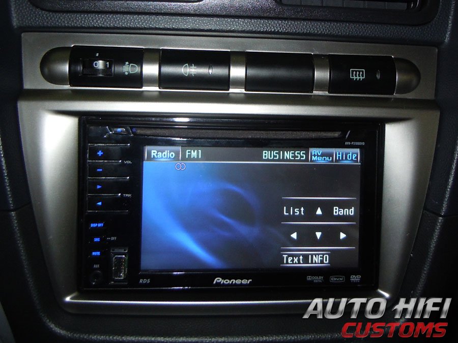 Установка автомагнитолы Pioneer AVH-P3100DVD в KIA Picanto