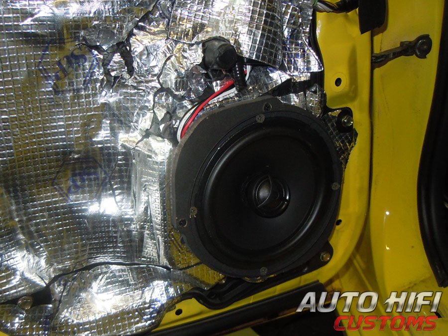 Установка акустики Morel Tempo Coax 6 в Mazda 3 (II)