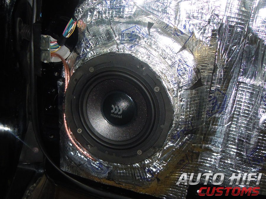 Установка акустики Morel Dotech Ovation 6 в Toyota Land Cruiser 200