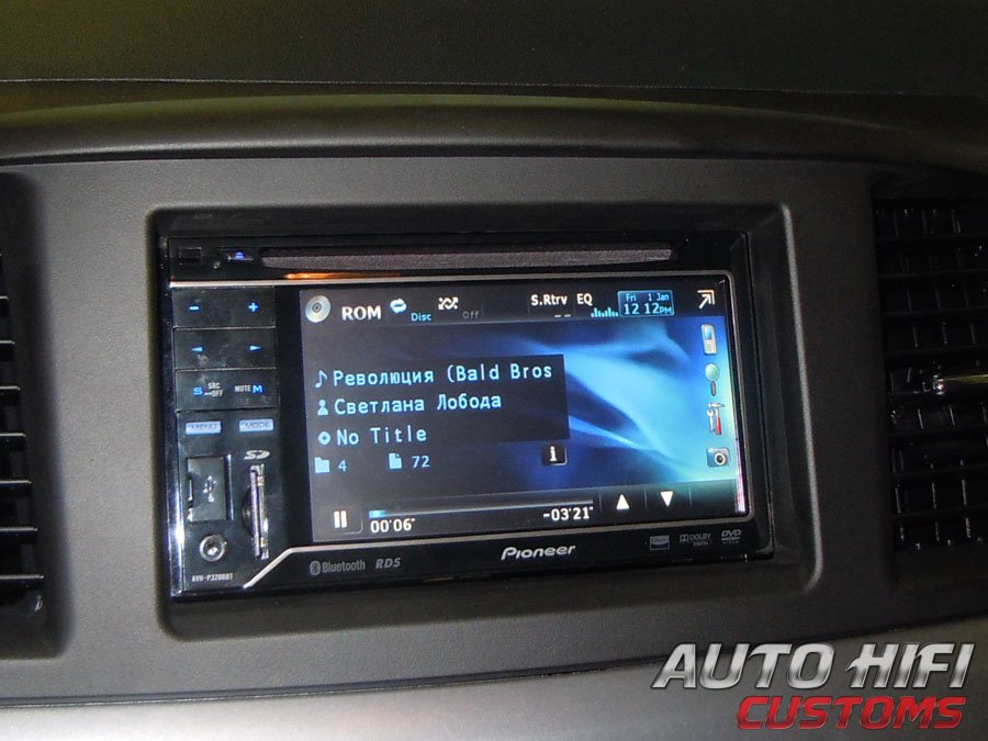 Установка автомагнитолы Pioneer AVH-P3200BT в Mitsubishi Lancer X