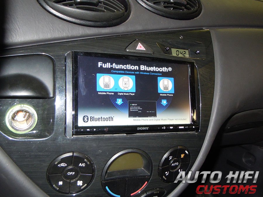 Установка автомагнитолы Sony XAV-E70BT в Ford Focus