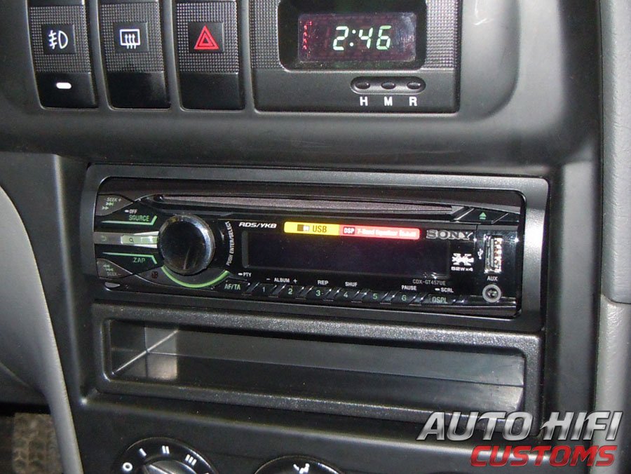 Установка автомагнитолы Sony CDX-GT457UE в KIA Spectra